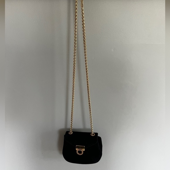 Browns Shoes Made in Canada Small Black Velvet Purse Gold Chain and Hardware - Picture 2 of 14